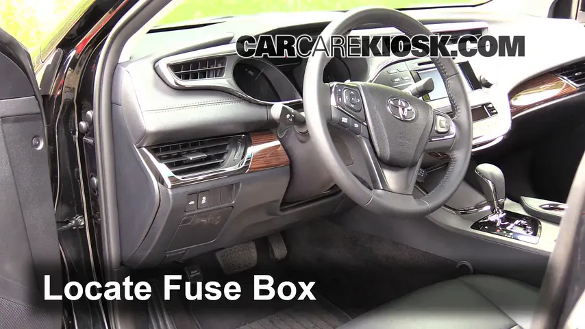2015 Toyota Avalon XLE 3.5L V6 Fuse (Interior) Replace